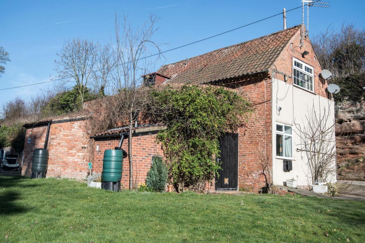 17Th-Century One Bed Studio With Parking & Garden! Elkesley Exteriör bild