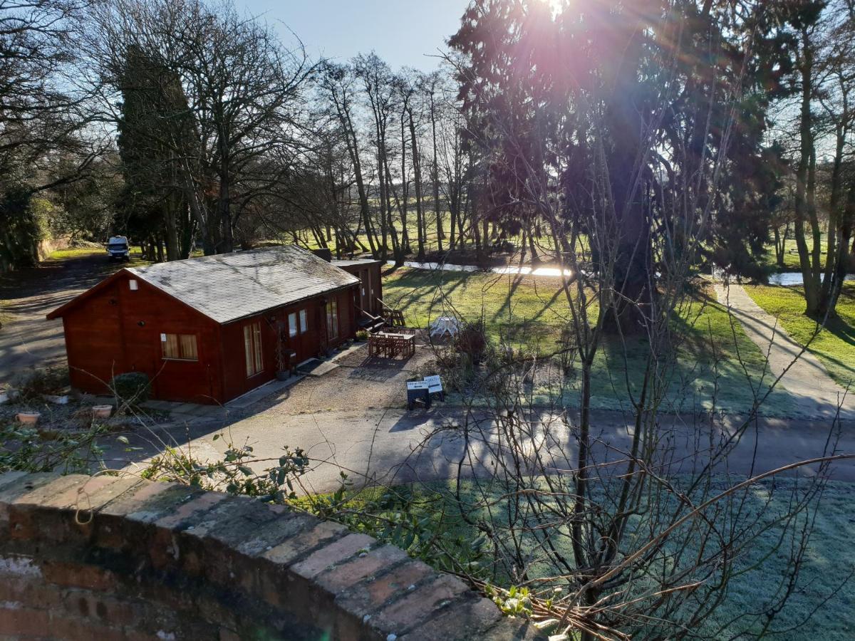 17Th-Century One Bed Studio With Parking & Garden! Elkesley Exteriör bild